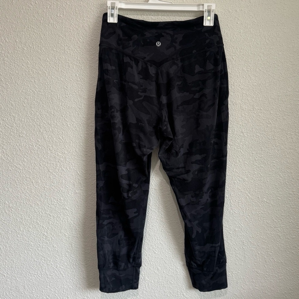 Lululemon Align Jogger Crop *23" Incognito Camo Multi‎ Grey Size 6 Workout Gym